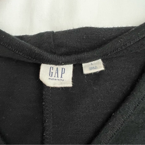 Gap Maternity V-Neck Sweater, Black, Size Large - Picture 4 of 4